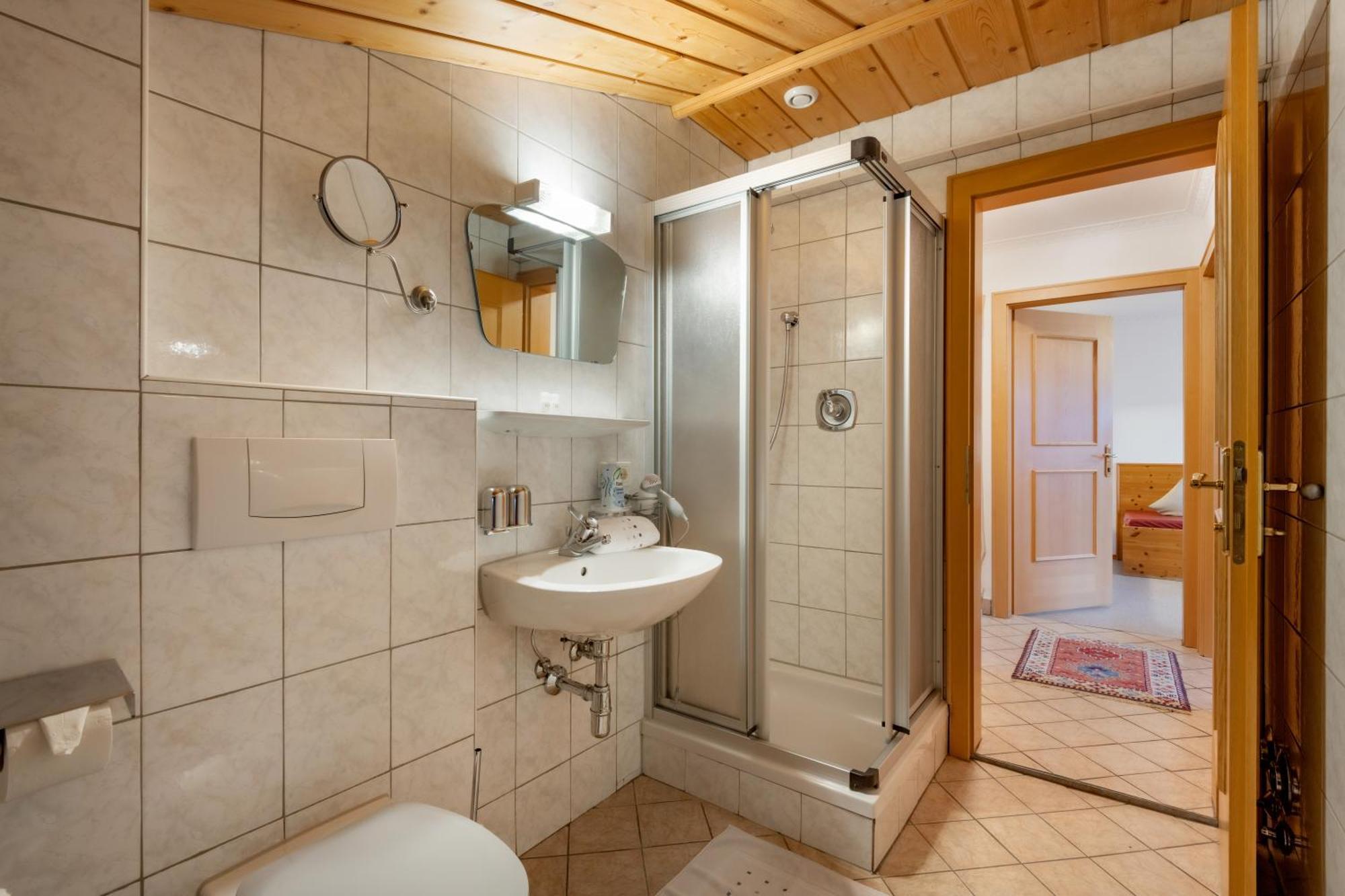 Apartamento Haus Schroll Ried im Zillertal Exterior foto